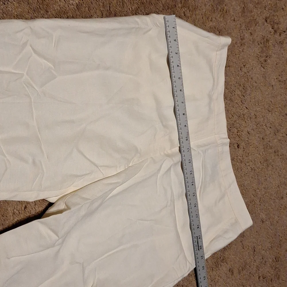 NWT/ pants/size 16/Brand: Ruby Rd/color:ant white